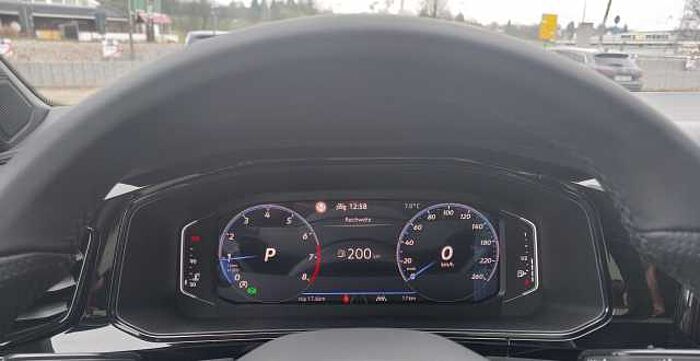 Volkswagen T-Roc 1.5 TSI OPF DSG R-Line