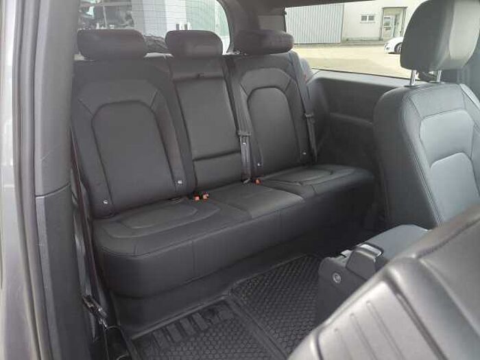 Land Rover Defender Diesel 3-Türer 90 D250 X-Dynamic SE