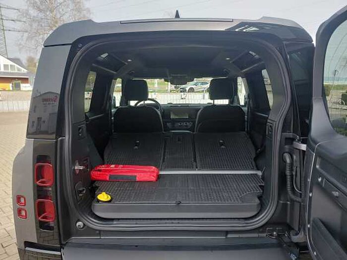 Land Rover Defender Diesel 3-Türer 90 D250 X-Dynamic SE
