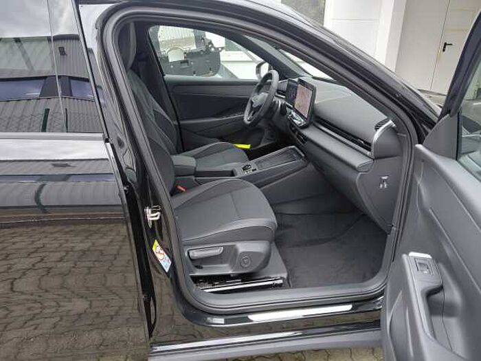 Volkswagen T-Roc 1.5 eTSI OPF DSG R-Line