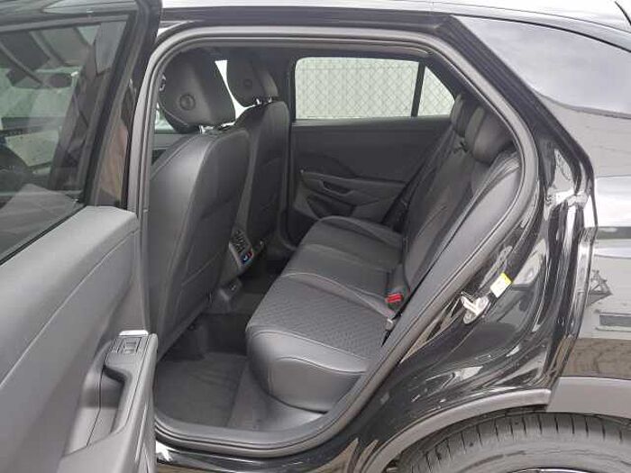 Volkswagen T-Roc 1.5 eTSI OPF DSG R-Line