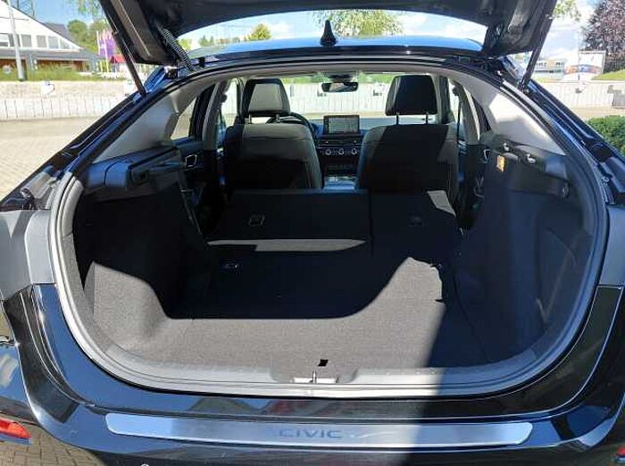 Honda Civic e:HEV 2.0 i-MMD Hybrid Advance