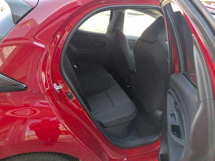 Toyota Yaris Hybrid 5-Türer 116 1.5 VVT-i Teamplayer