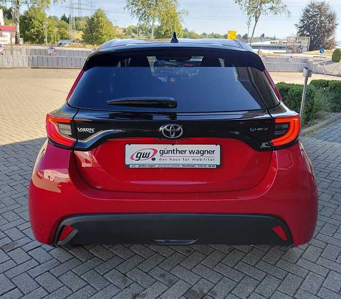 Toyota Yaris Hybrid 5-Türer 116 1.5 VVT-i Teamplayer