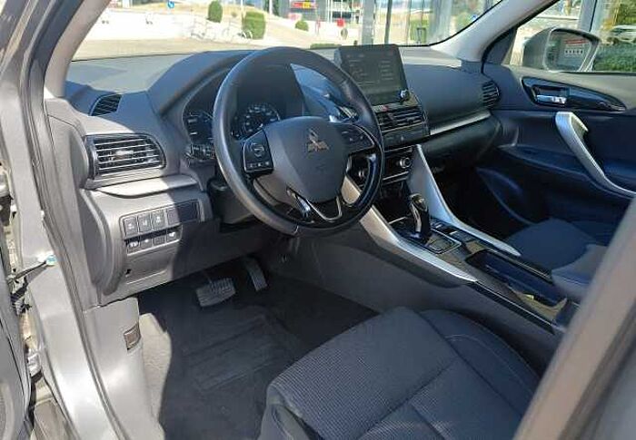 Mitsubishi Eclipse Cross Plug-In Hybrid 4WD Basis
