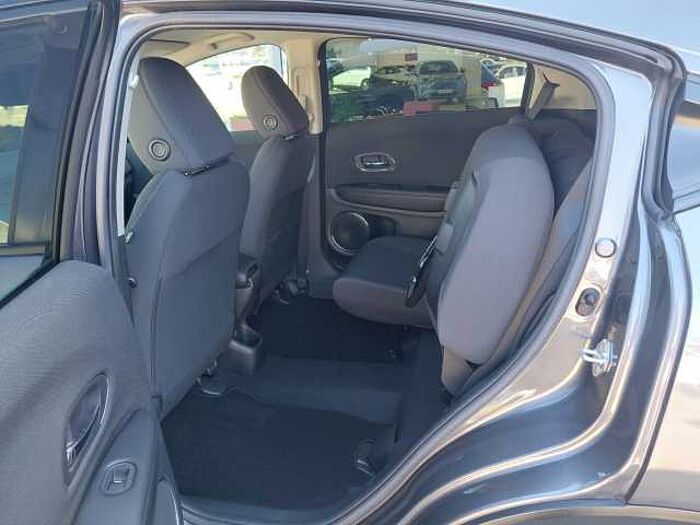 Honda HR-V 1.5 i-VTEC CVT Elegance